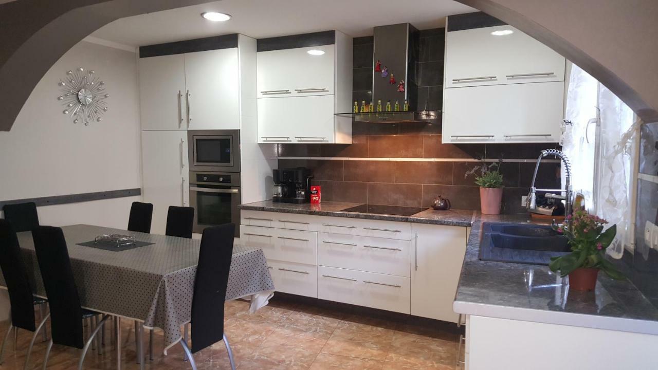 Appartement Carnus Rodez Exteriér fotografie
