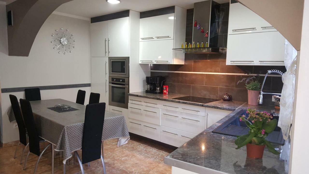 Appartement Carnus Rodez Exteriér fotografie